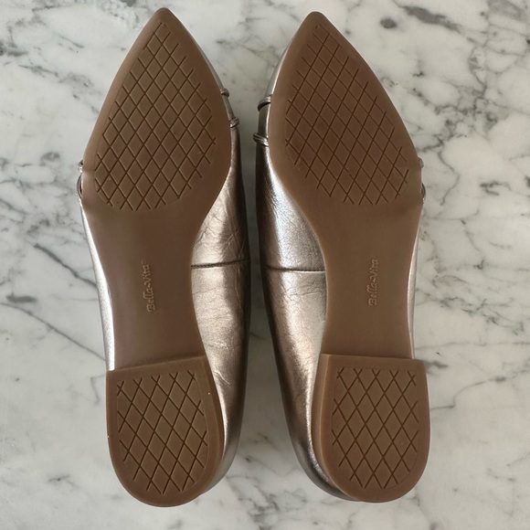 Bella Vita Women's Metallic Silver Loafers 9W No box. Never worn. - Picture 6 of 8